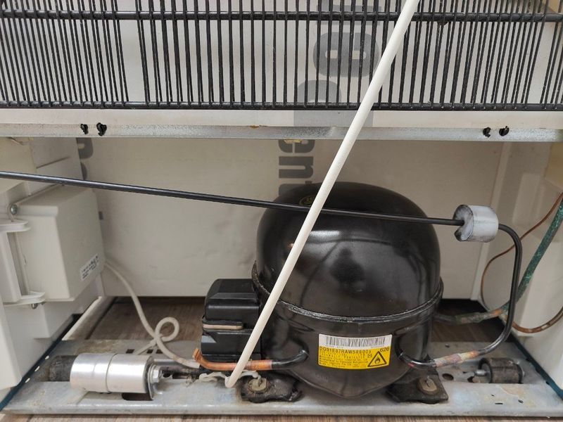 Морозильная камера Siemens GS34P490 02 249л 90W sn FD860500003 n598 000052757 фото