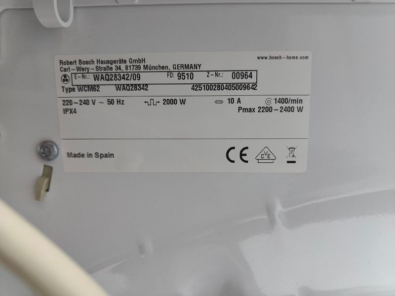Стиральная машина Bosch WAQ2834209 2400W 6kg sn 00964 000050754 фото