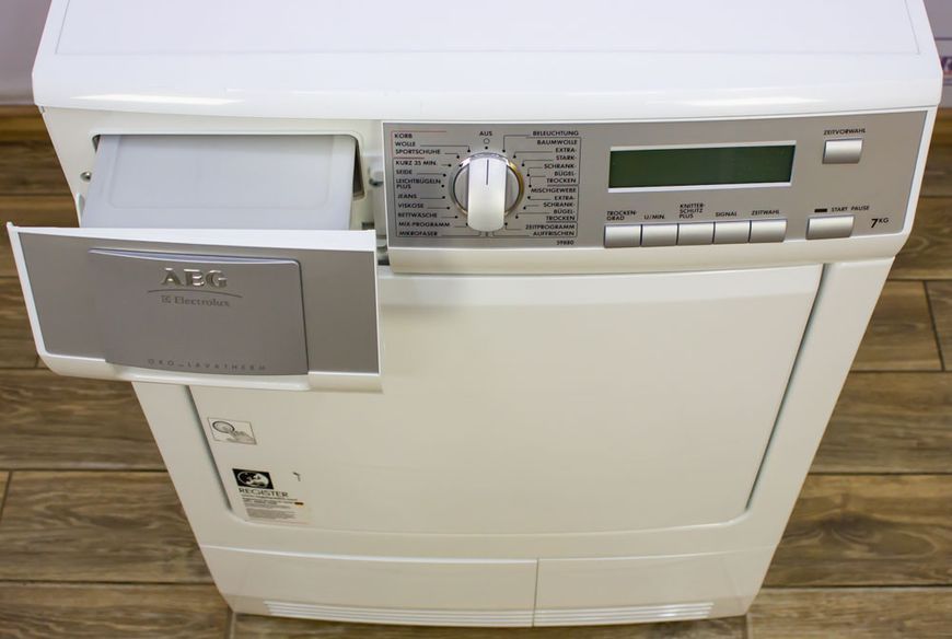 Сушильный автомат AEG T59880 000016801 фото