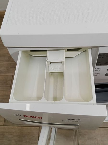 Стиральная машина Bosch WAE28324 2300W 6кг sn 9201600529 000051063 фото