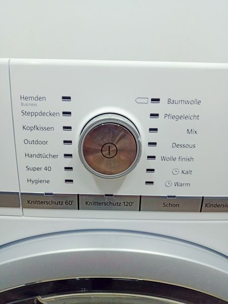 Сушильная машина Siemens IQ700 WT47W5W0 01 000042271 фото