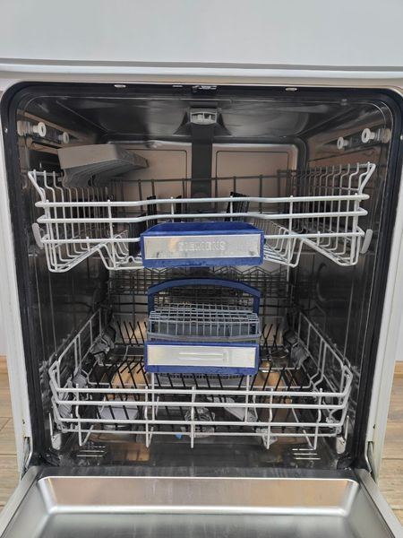 Посудомоечная машина Siemens SN65T053EU 2400W 14ком sn 920600248 n562 000051483 фото Посудомоечная машина Siemens SN65T053EU 2400W 14ком sn 920600248 n562 000051483 фото