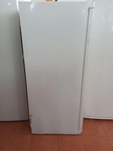 Морозильна шафа Miele F 4493 S 233л 100w 6 полиць sn 73185913 230е 000035788 фото