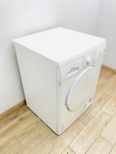 Сушильная машина Siemens WT44E182 05 000045400 фото