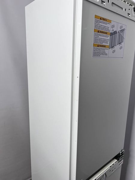 Холодильник двухкамерный встраиваемый Miele KF 9723 iD 000039309 фото