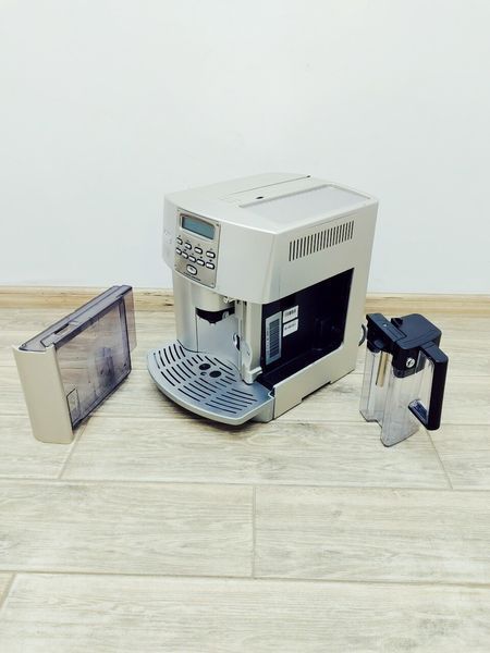 Кофемашина DeLonghi Magnifica Automatic Cappuccino 000029175 фото