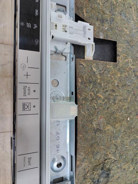 Посудомоечная машина Siemens SN65T053EU 2400W 14ком sn 920600248 n562 000051483 фото Посудомоечная машина Siemens SN65T053EU 2400W 14ком sn 920600248 n562 000051483 фото