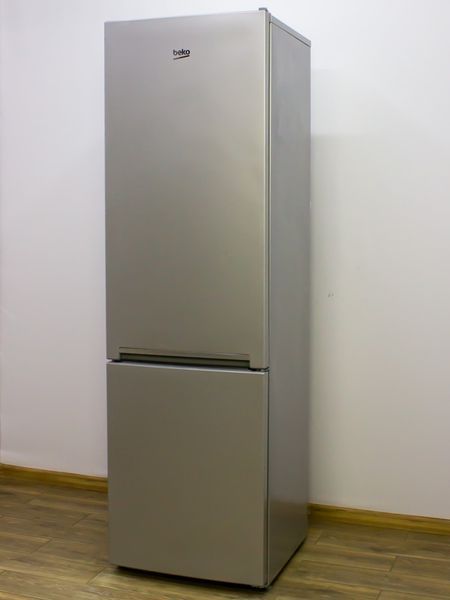 Холодильник двухкамерный Beko RCHA300K20S 000019220 фото