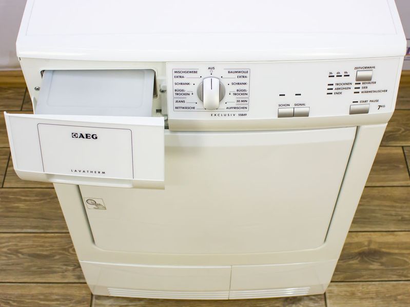 Сушильний автомат AEG T55849 2350W 7 кг sn 14697147 000015464 фото