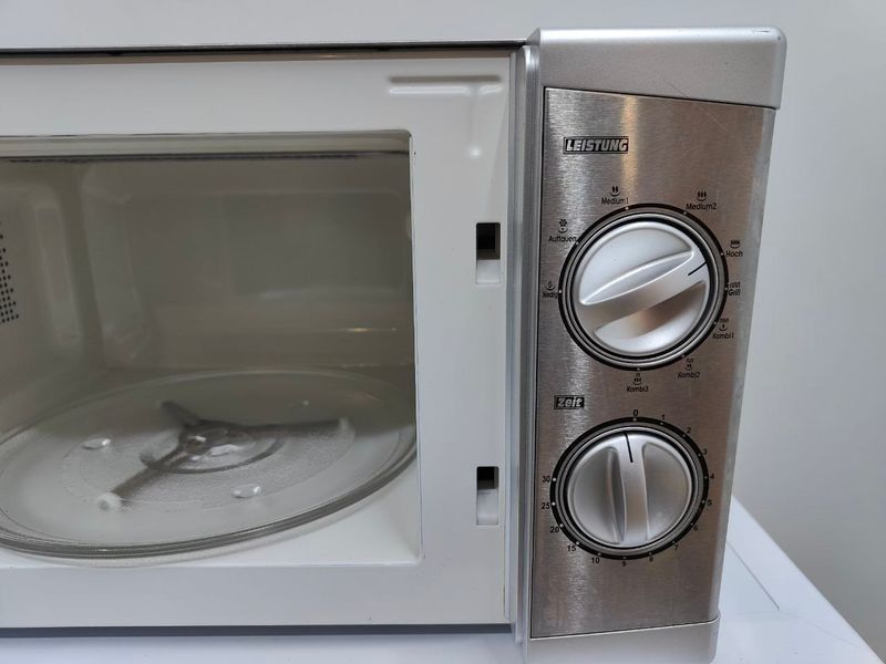 Микроволновая печь Leistung D80D20LT8 800W+1200W гриль sn 3007519 000049962 фото
