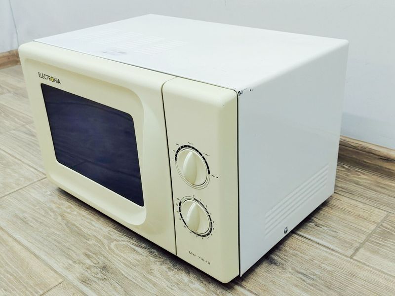 Микроволновая печь Electronia MW 710 10 000043362 фото