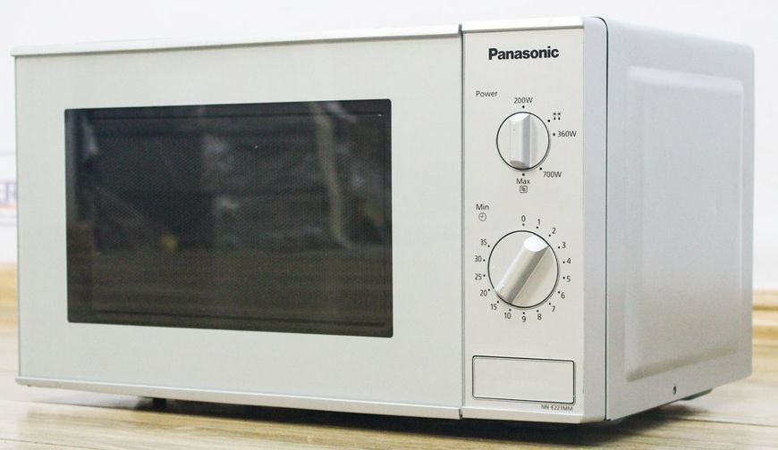 Микроволновая печь Panasonic NN E221MM EPG 000009738 фото
