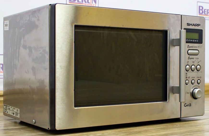 Мікрохвильова піч Sharp R64ST 2250W гриль 1000W sn 041240405 000016195 фото