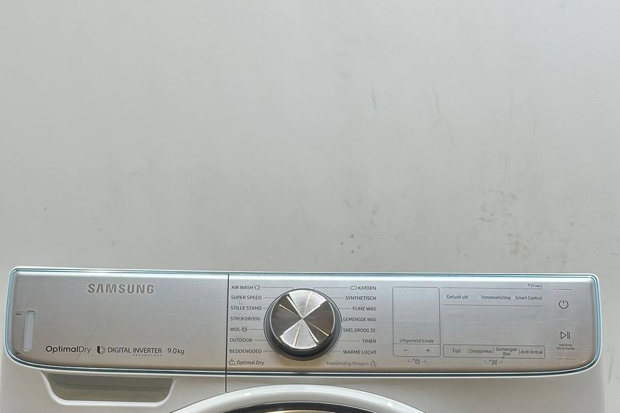 Стиральная машина AEG 6000 Series L6FB84GS 2200W 8кг sn 83800036 000055084 фото