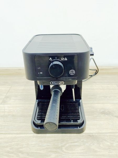 Кофеварка рожковая DeLonghi Stilosa EC235 BK 1100w 000032763 фото
