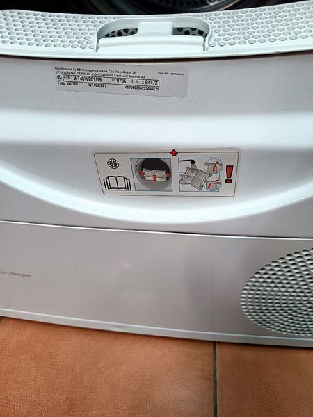 Сушильная машина Siemens WT46W261 8кг sn 467060366223044720 000052176 фото