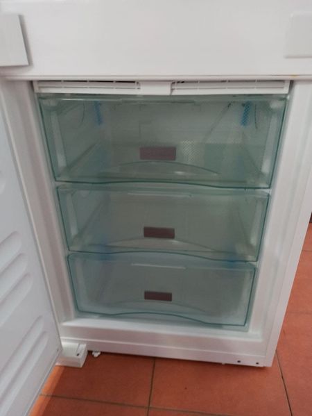Холодильник двокамерний Miele KDN 37132 iD 199+63 л 136w sn 710244114 450е 000032156 фото