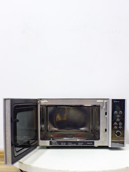 Мікрохвильова піч Caso MCG30 Chef 1400w гриль 1250w sn 900210337000488 000032222 фото