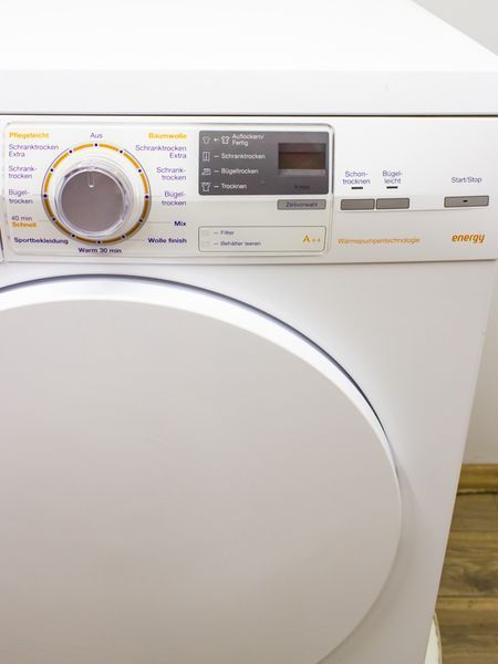 Сушильна машина Constructa CWK4W361 15 800w 7 кг sn 9312 201094 000028868 фото