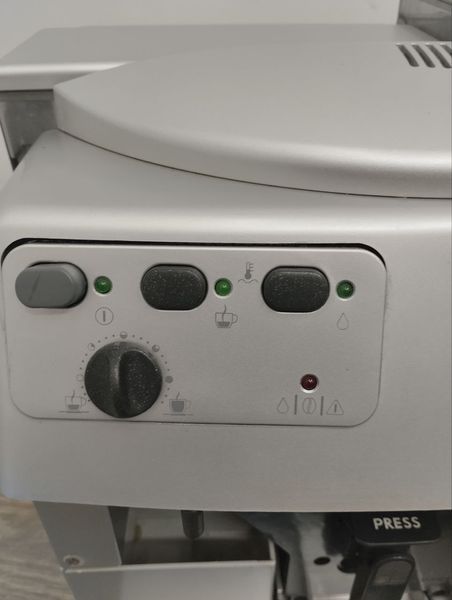 Кофемашина Saeco Cafe Crema SUP 018CR 1250W sn 9003SA40179701 000046375 фото