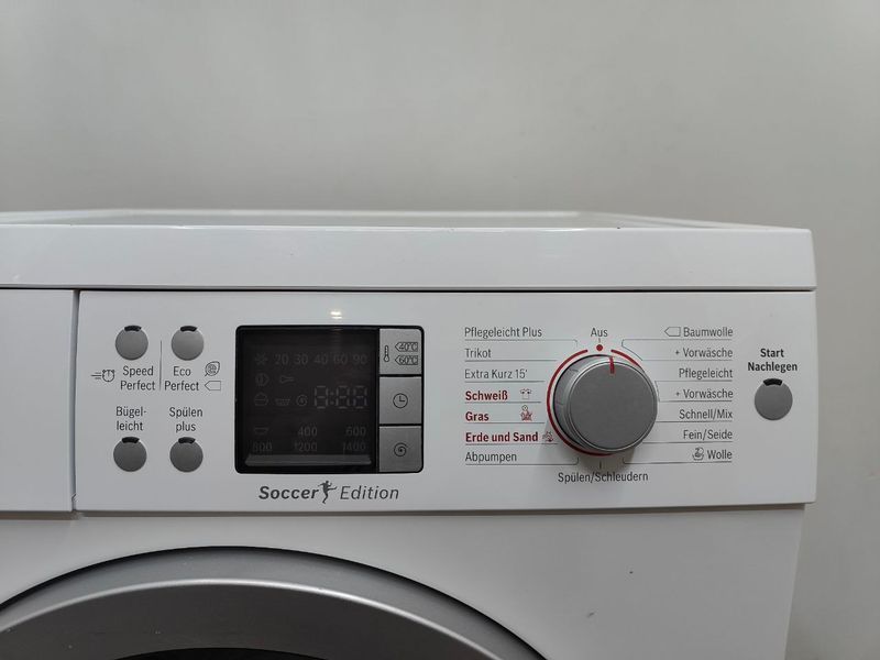 Стиральная машина Bosch Avantixx7 WAQ2844F 2400W 7кг sn 940900154 000051697 фото