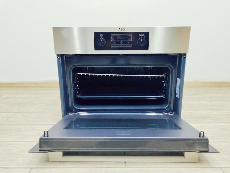 Электродуховка AEG KMK361000M 000039420 фото
