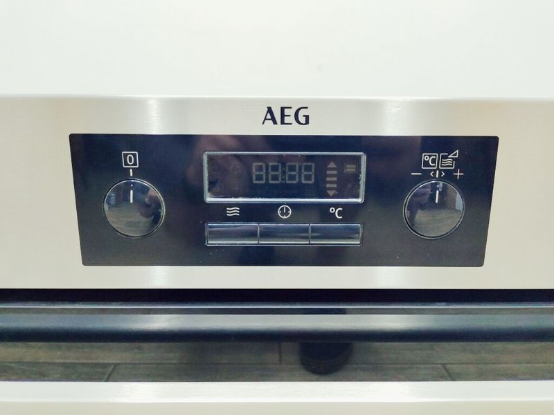 Электродуховка AEG KMK361000M 000039420 фото