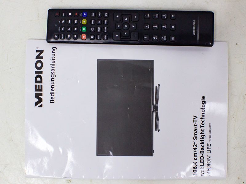 ТБ 42 Medion MD 30889 LED Smart TV 75w sn 7301421500155 000032034 фото