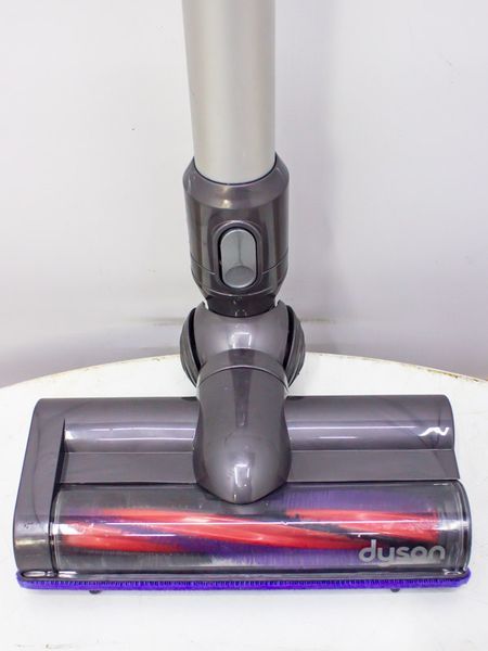 Пылесос вертикальный аккумуляторный Dyson DC62 Digital Slim 000010979 фото