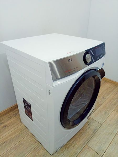 Сушильна машина AEG 8000 Series T8DS86689 700w 8кг sn 80913467 000042767 фото