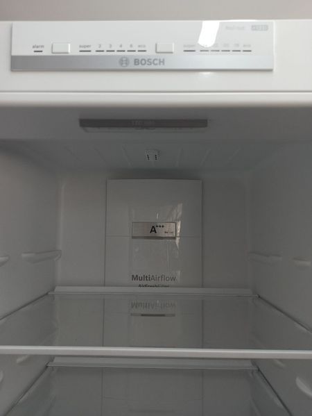 Холодильник двокамерний Bosch KGN39V145 07 255+87л 300w sn 9810 101527 300е 000036128 фото