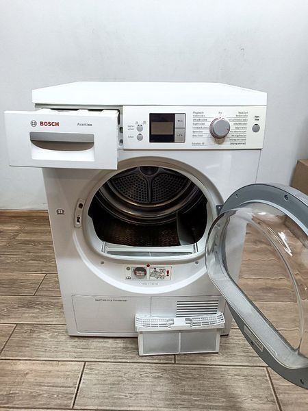 Сушильная машина Bosch Avantixx 1000w sn WTW86562 000046152 фото