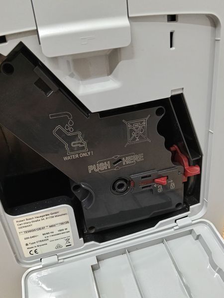Кавомашина Bosch Vero Aroma CTEX32X 1500W sn 716030280316001255 000050990 фото