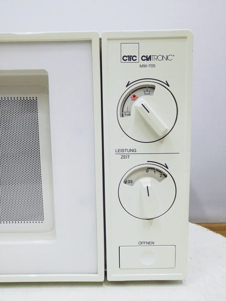 Мікрохвильова піч Clatronic MW 705 1150w sn 21201471 000032227 фото
