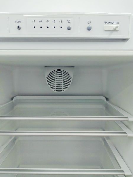 Холодильник однокамерный Bosch KSK38V16 01 000039426 фото