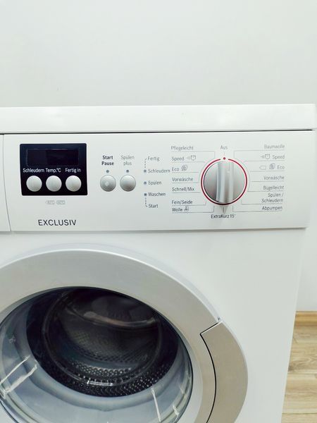Стиральная машина Bosch WAE2829U 01 000036172 фото