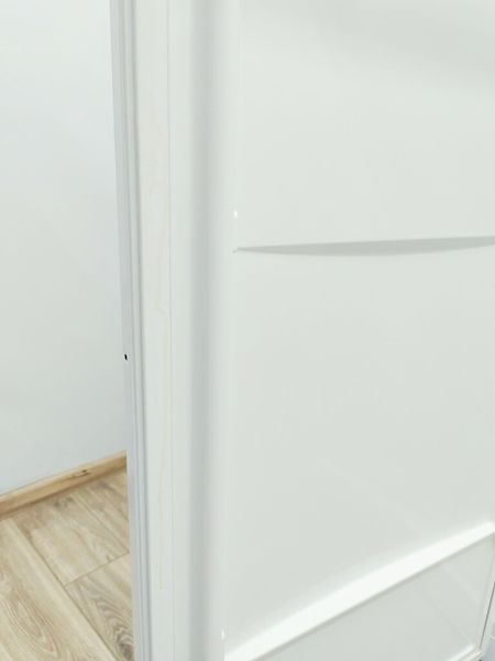 Холодильник однокамерный Bosch KSK38V16 01 000039426 фото