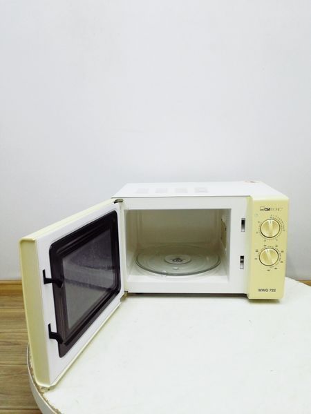 Мікрохвильова піч Clatronic MWG 722 1200w гриль 1000w sn S02167B73960 000035333 фото