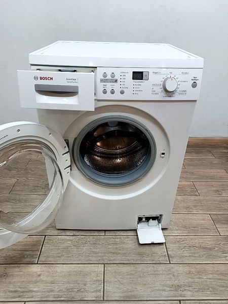 Стиральная машина Bosch WAQ24340 2400W 7кг sn 001735 000049482 фото