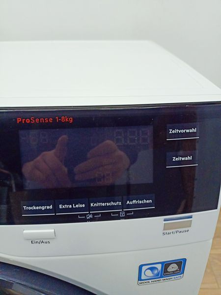 Сушильна машина AEG 8000 Series T8DS86689 700w 8кг sn 80913467 000042767 фото
