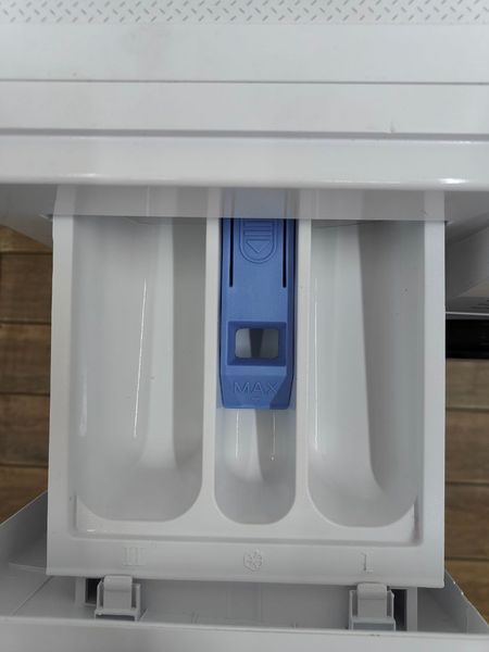 Стиральная машина с сушуой KOENIC KWDR10712B INV 1900W 7кг sn 2042002694 000051168 фото