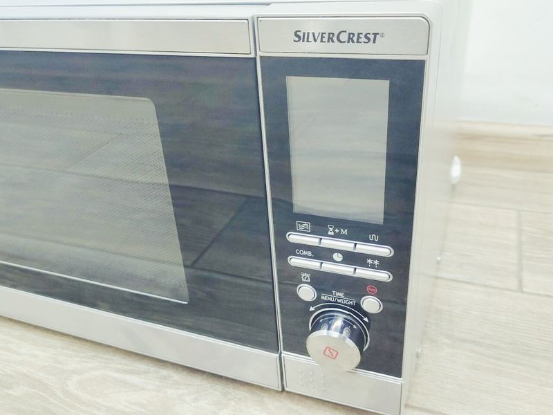 Микроволновая печь SilverCrest SMW 800 A2 000039106 фото