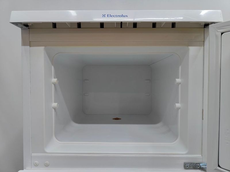 Холодильник Electrolux ER6825D 130W 136+42л sn 82300009 n648 000053315 фото