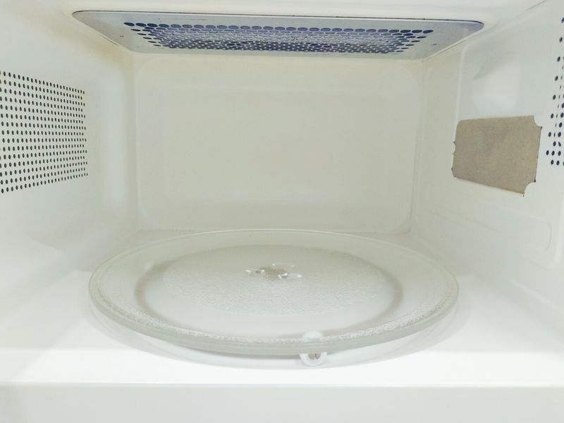 Микроволновая печь SilverCrest SMW 800 A2 000039106 фото