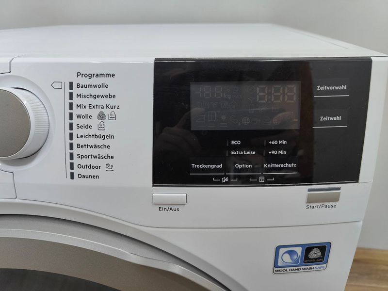 Сушильная машина AEG 8000 Series T8DBA3 700W 8кг sn 94427426 000051589 фото