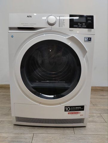 Сушильна машина Aeg T8DB66580 900w sn 74352426 000046350 фото