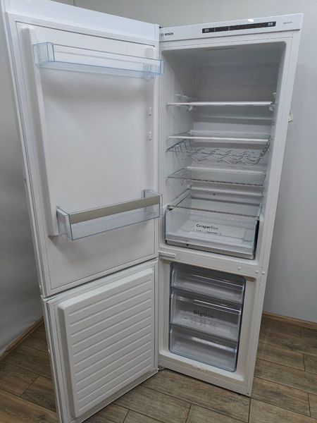 Холодильник двухкамерный Bosch KGV36NW20 90W 215+94л sn 9212100268 n475 000050182 фото