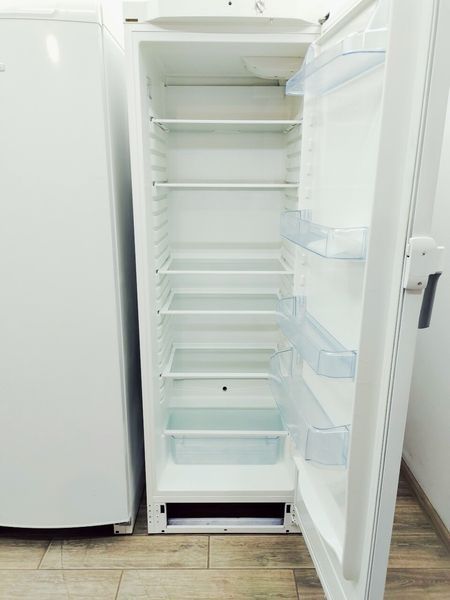 Комплект холодильник и морозилка Electrolux EUF29202W ERC31300W 000041714 фото
