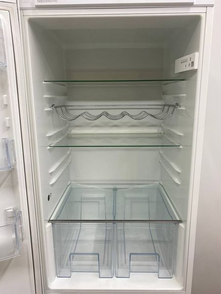 Холодильник двокамерний Electrolux EN3441AOW 215W 245+54л sn 41230028 n 409 000048433 фото