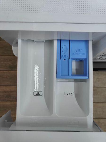 Стиральная машина LG ThinQ F4WR703Y 2250W 13кг sn 311PNFS8E963 000052875 фото